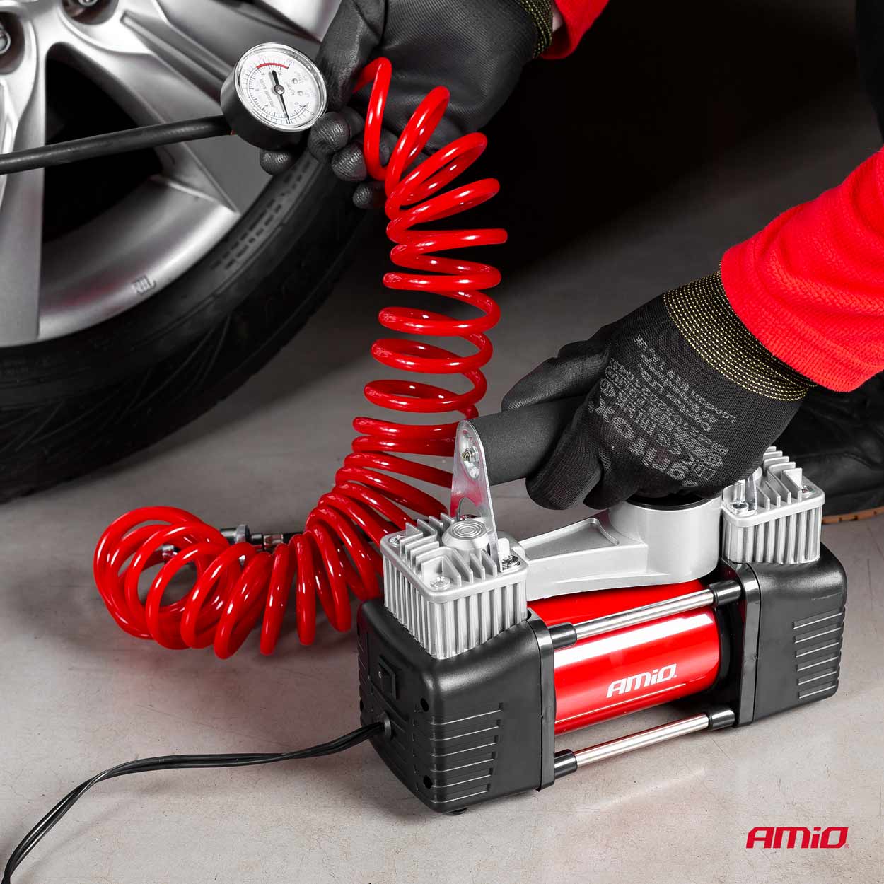 12V autokompresor so vzduchovou hadicou