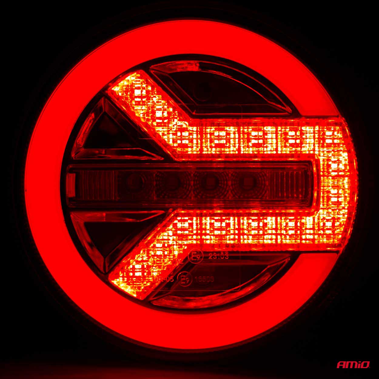 LED zadné svetlo s cúvacím svetlom, smerovkou a brzdovým svetlom