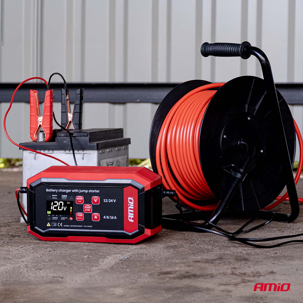 Digital batterilader med display og startfunktion