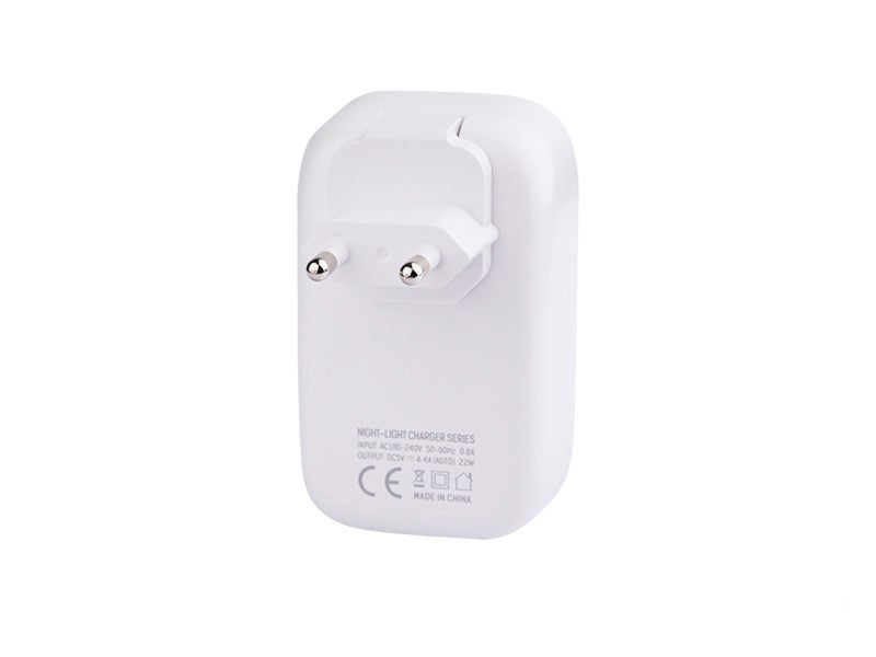 Cestovná nabíjačka so 4 USB-A a dotykovo ovládaným LED osvetlením