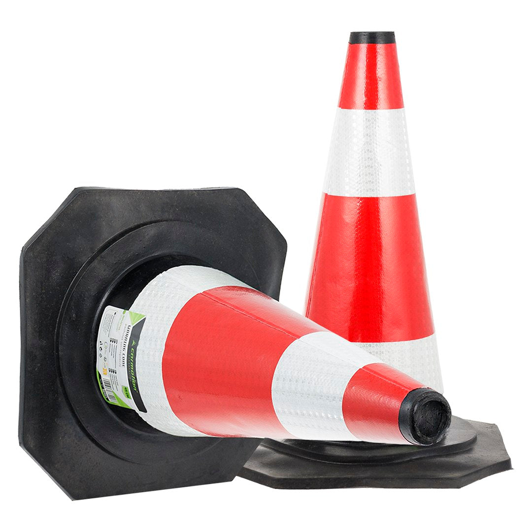 Výstražný kužeľ z flexibilnej gumy s výškou 45 cm