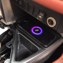 <h2>Bezdrôtová nabíjačka telefónu Toyota RAV4 2014-2018 s 15 W rýchlym nabíjaním</h2> 