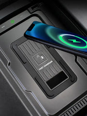 Toyota Kluger / Highlander 2022-2023 Trådløs Mobiloplader med Hurtig Qi-Opladning