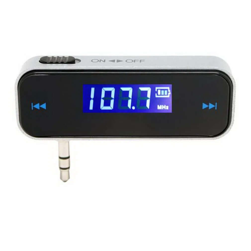 FM transmitter s AUX – bezdrôtová hudba a handsfree telefonovanie v aute, displej s frekvenciou a AUX portom.