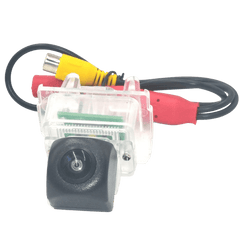 Bakkamera Mercedes-Benz C/E-klasse mm. (nummerpladelys) med høj opløsning og vandtæt design.